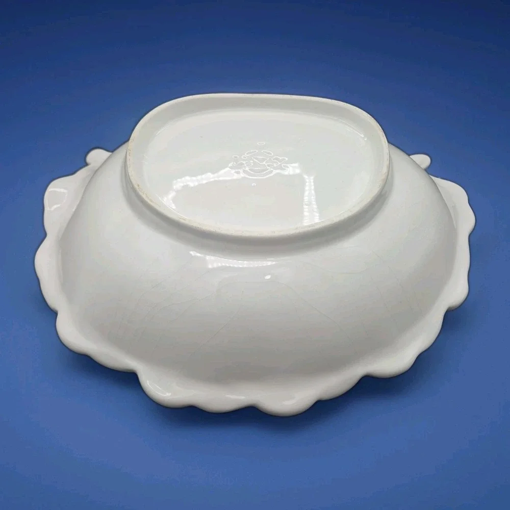 Lenox BUTLER'S PANTRY 2-Tier Shell‎ Shaped Server Bowl - Embossed, Made in Italy